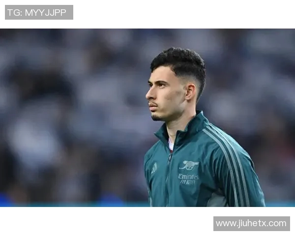 意大利足球明星排名榜揭晓谁将成为历史最佳球员之争的赢家