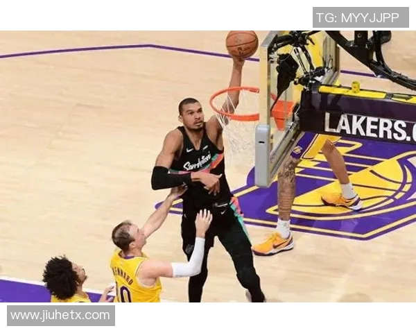 湖人马刺激战加时赛精彩回顾球星对决引发球迷热议